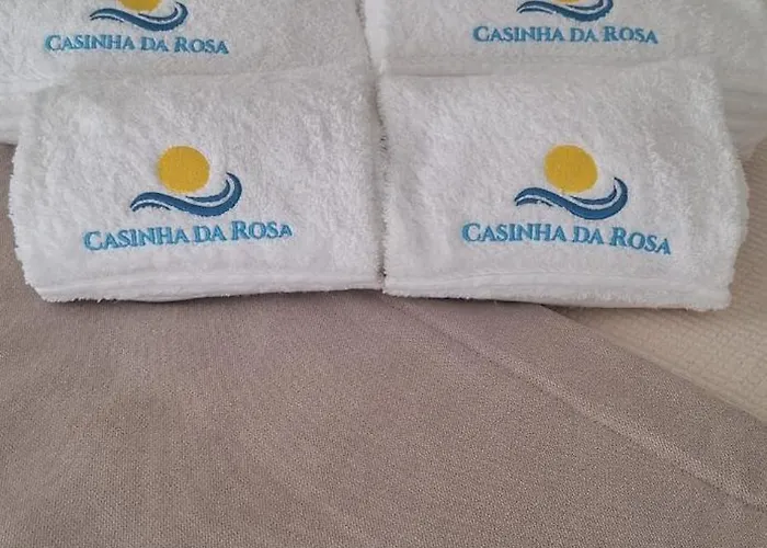 Casinha Da Rosa 纳扎雷