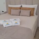 בית נופש Casinha Da Rosa נאזרה